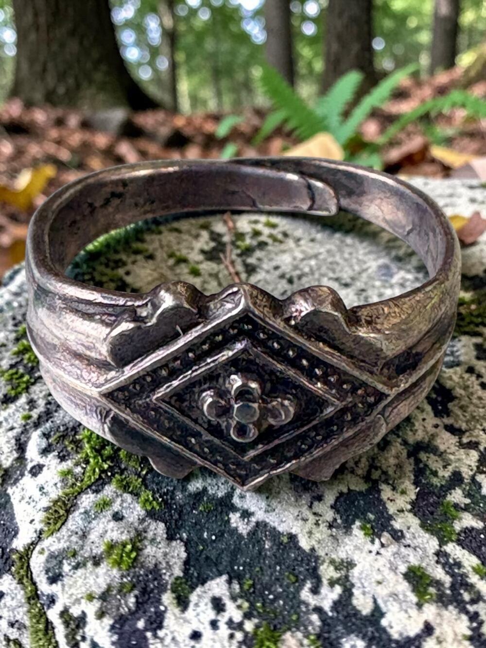 Vintage Sterling Silver Chinese Export Ring Raised Diamond Motif